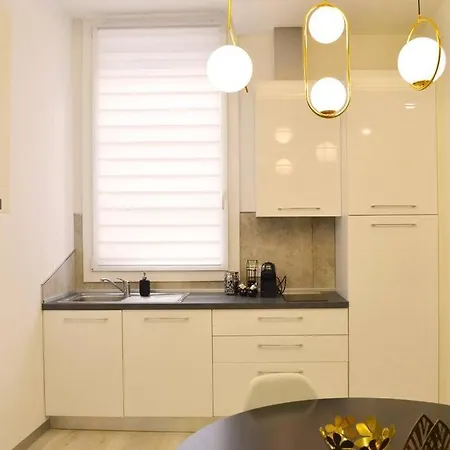 Ancient Open Space Nel Centro Storico Padovano 파도바