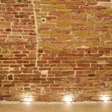 Ancient Open Space Nel Centro Storico Padovano