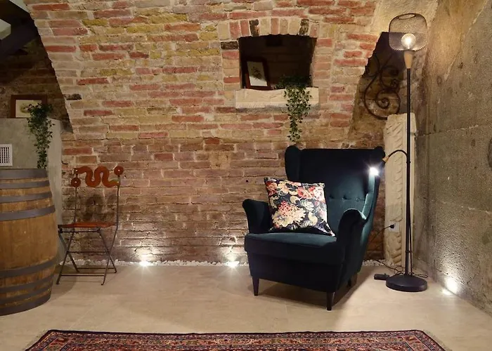 Ancient Open Space Nel Centro Storico Padovano * Padua